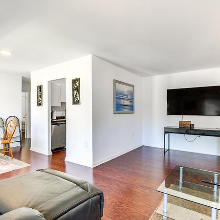 North Bethesda Apartment With Community Pool! エクステリア 写真