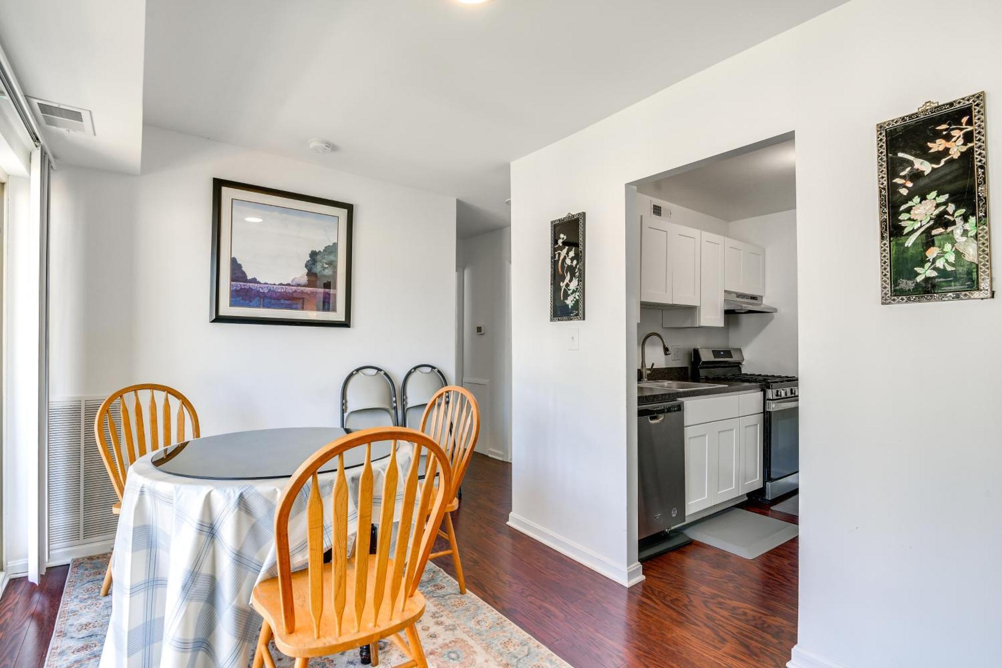 North Bethesda Apartment With Community Pool! エクステリア 写真